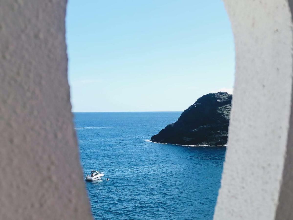 Caleta Los Roques Fasnia Eksteriør billede
